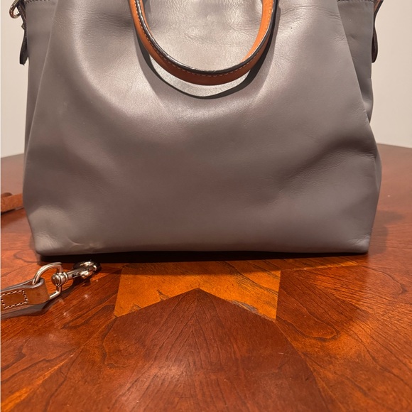 Dooney & Bourke Large City Barlow - Picture 2 of 7